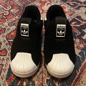 Adidas Black Fuzzy Slip On Sneakers 9.5T
